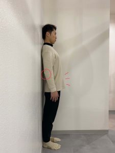 反り腰改善にはピラティスが最適！正しい姿勢を取り戻す方法と効果的なエクササイズ３選　ピラティススタジオDEP　人気　おすすめ　姿勢　反り腰　姿勢チェック　反り腰チェック