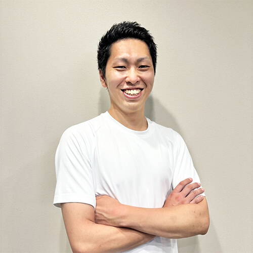 akita_staff01.jpg